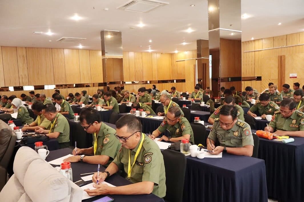 Tingkatkan Profesinalisme, Polhut Dan Pembina Lingkup Dinas Kehutanan Provinsi Kalsel, Ikuti Pelatihan Menembak Tahun 2025