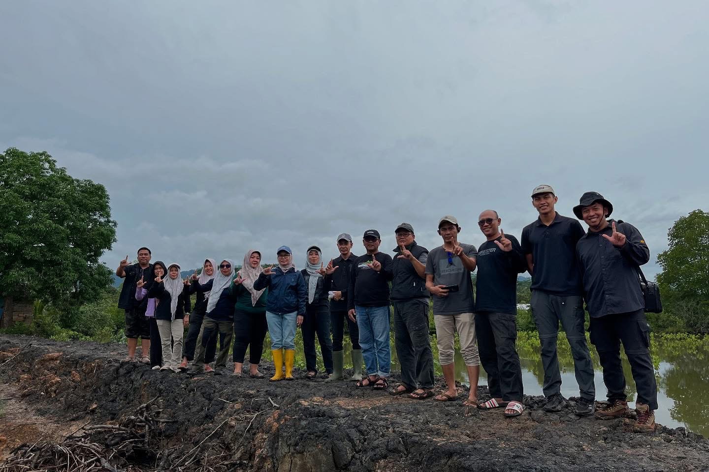 Dinas Kehutanan Provinsi Kalimantan Selatan Survey Tiga Titik Lokasi untuk Rencana Penanaman Mangrove