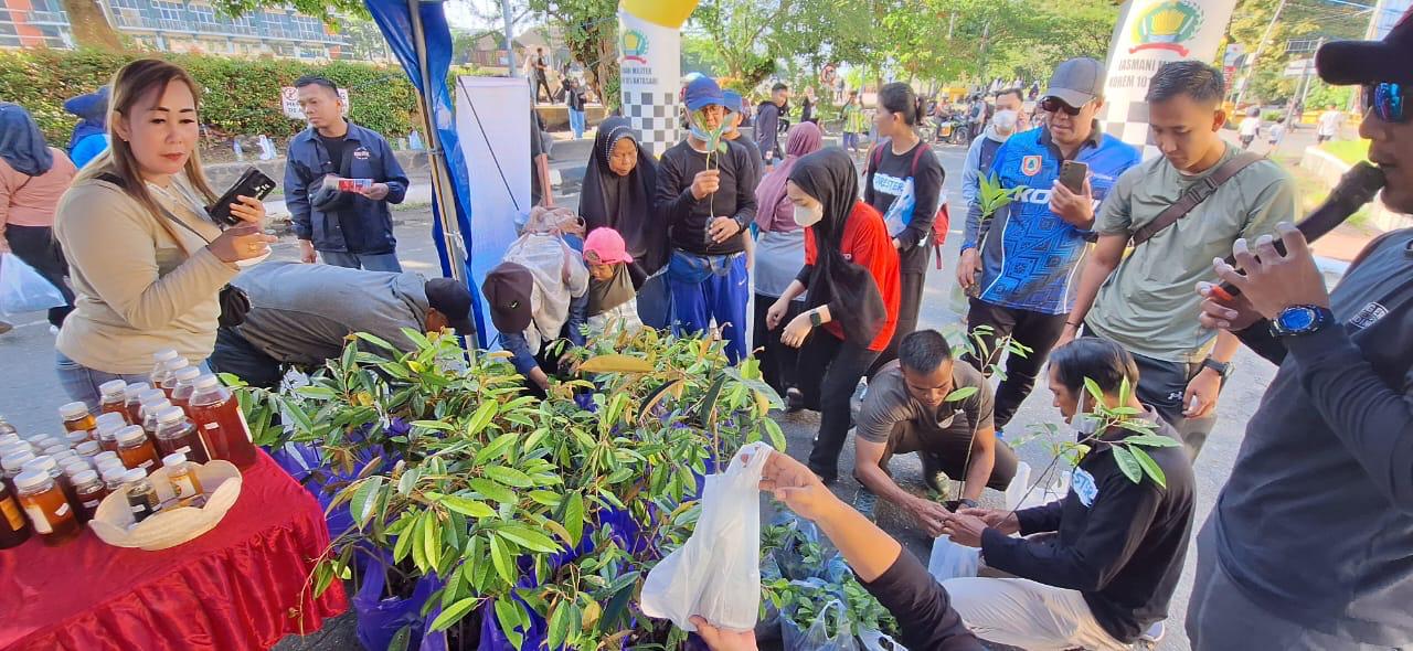 Dinas Kehutanan Kalsel turut serta dalam Pasar Murah (Bazaar) HUT TNI ke-80 yang diselenggarakan Korem 101/Antasari Banjarmasin