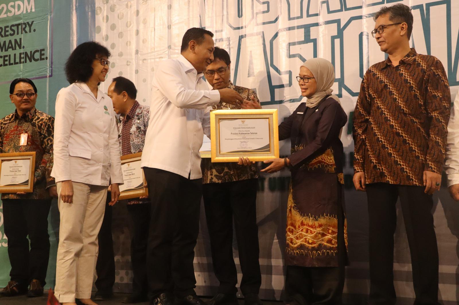 Prestasi Gemilang, Dishut Kalsel Raih Peringkat ke-5 Dari 10 Provinsi Terbaik Penyelenggara Penyuluhan Kehutanan 2025