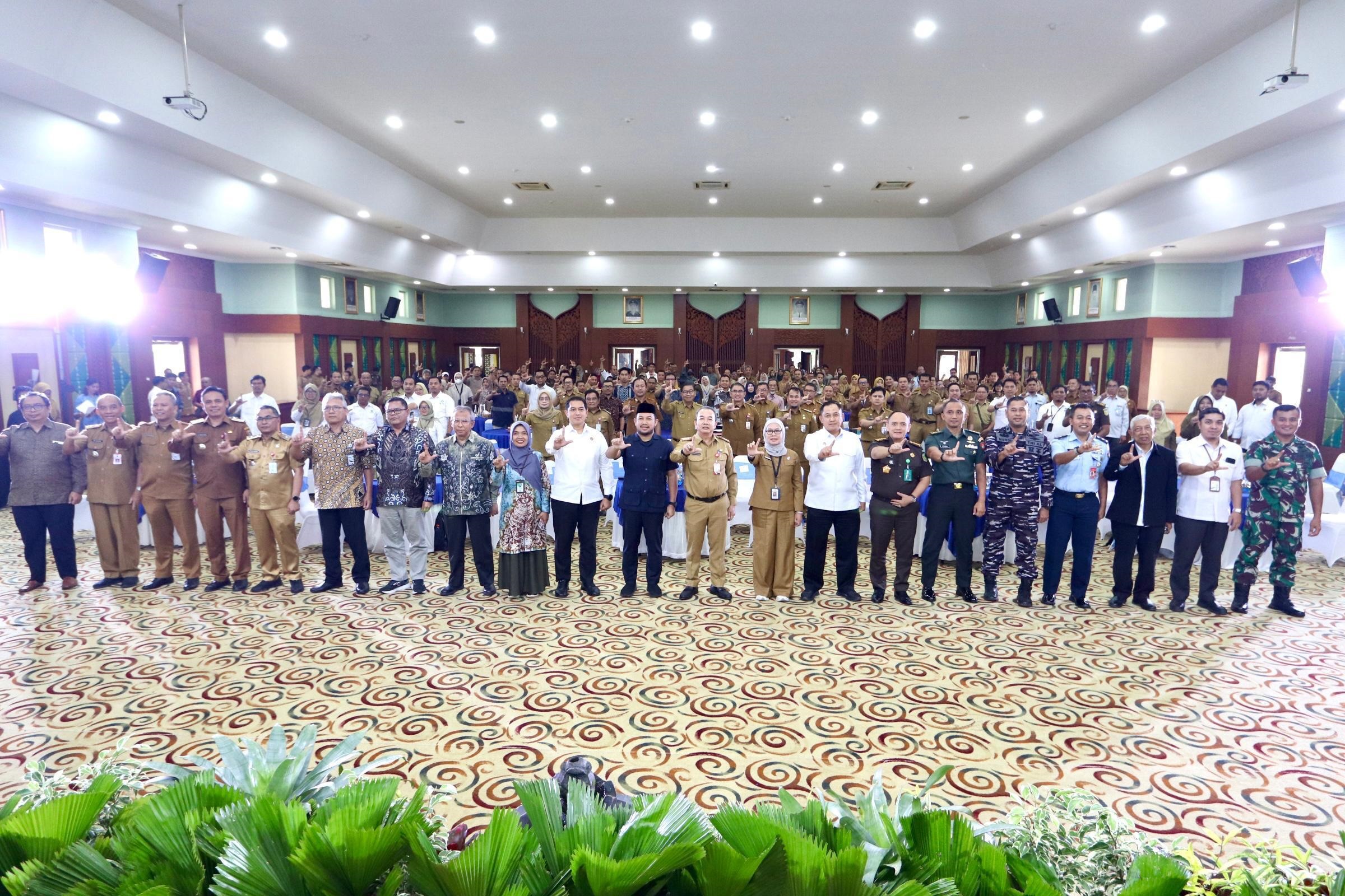 KALSEL SIAP MELAJU KE FOLU NET SINK 2030: Rakor Tata Kelola Hutan Hadirkan Pakar Nasional & Pembuka Pasar Karbon