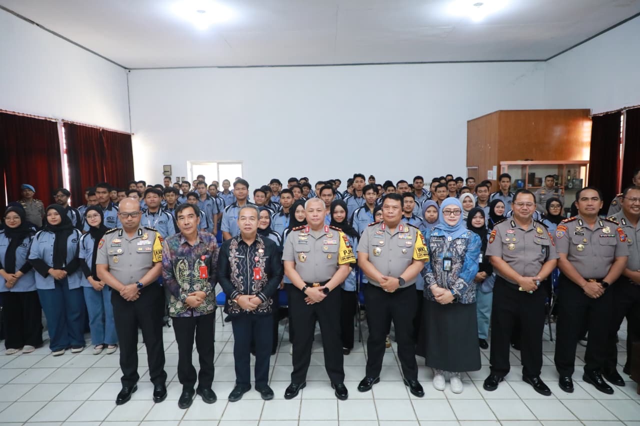 ‎Gubernur Apresiasi Program Polisi Peduli Polisi Peduli Pengangguran (POLIRAN) Polda Kalsel; Memperluas Lapangan Pekerjaan dan Menekan Angka Pengangguran